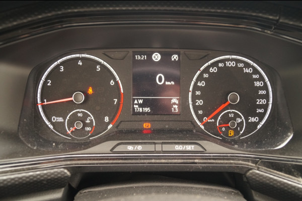 Volkswagen T-Cross 1.0 TSI Life -NAVI-PDC-AIRCO-DAB-CARPLAY-