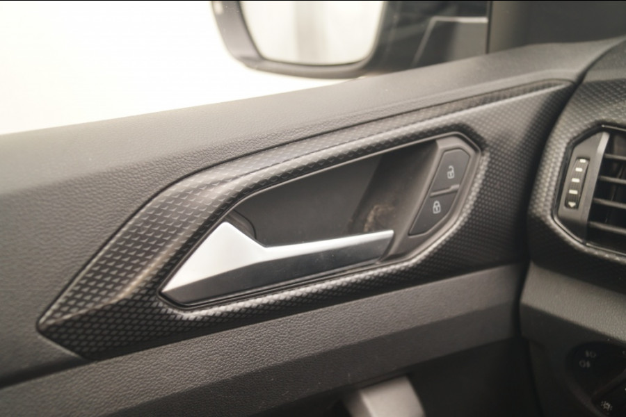 Volkswagen T-Cross 1.0 TSI Life -NAVI-PDC-AIRCO-DAB-CARPLAY-