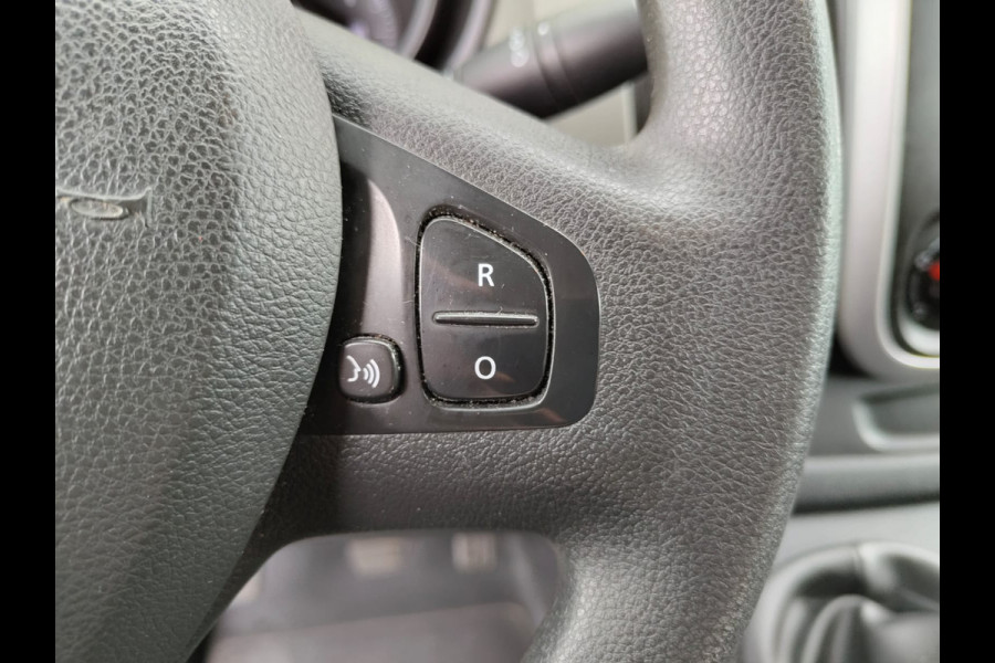 Renault Trafic 1.6 dCi 126PK T29 L2H1 3-Persoons Euro 6 Trekhaak Airco Navi Cruise Control Bluetooth Pdc Comfort Energy Betonplex vloer Wandbetimmering Schuifdeur Achterdeuren Origineel Nederlandse Auto