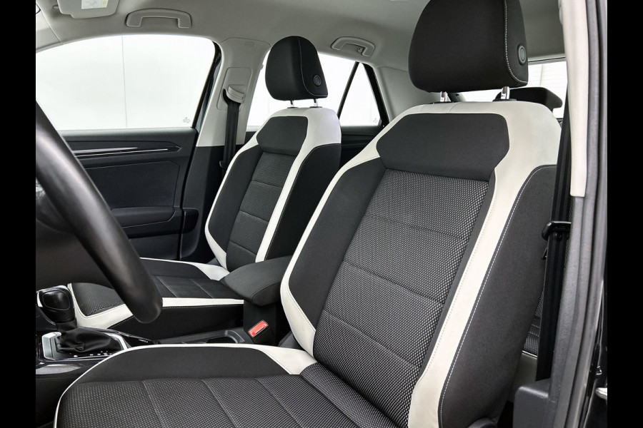 Volkswagen T-Roc 1.5 TSI Sport(NL-auto, Goed OnderH, Carplay/ Android, PDC V+A, Addapt Cruise, Etc)