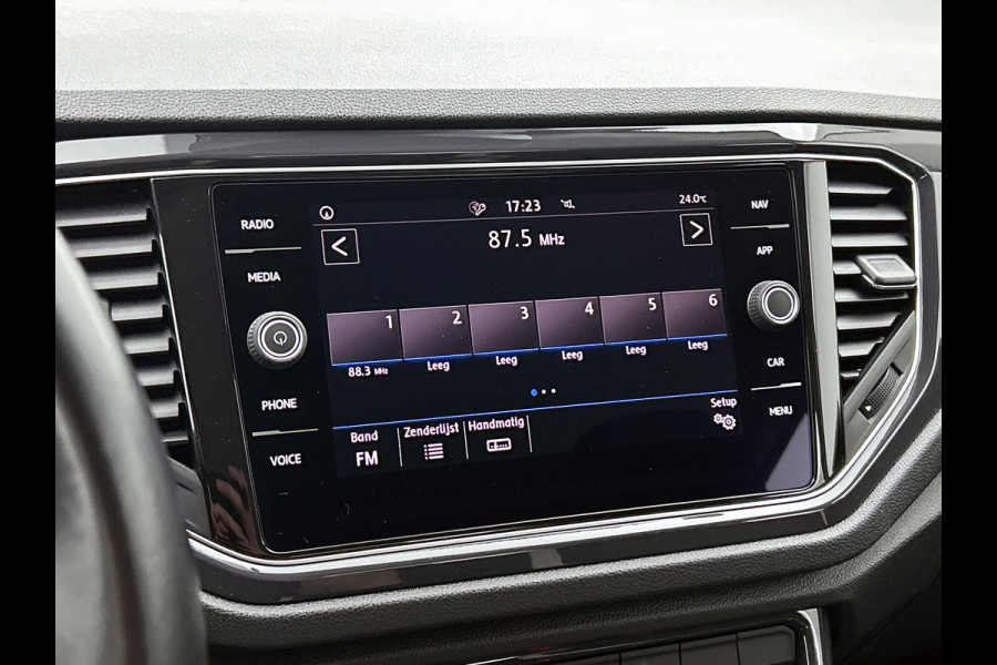 Volkswagen T-Roc 1.5 TSI Sport(NL-auto, Goed OnderH, Carplay/ Android, PDC V+A, Addapt Cruise, Etc)