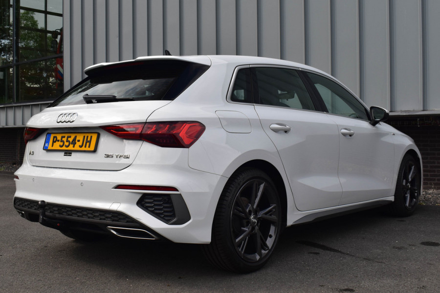 Audi A3 Sportback 35 TFSI S-Line | ACC | Carplay | Trekhaak | Virtual | Navi