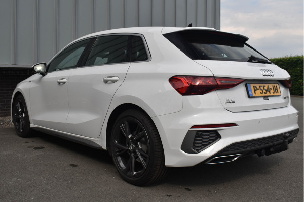 Audi A3 Sportback 35 TFSI S-Line | ACC | Carplay | Trekhaak | Virtual | Navi