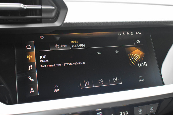 Audi A3 Sportback 35 TFSI S-Line | ACC | Carplay | Trekhaak | Virtual | Navi
