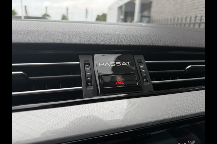 Volkswagen Passat Variant 1.4 TSI PHEV GTE Business | Pano | Elek. Trekhaak | Camera | Carplay | Navi | LED