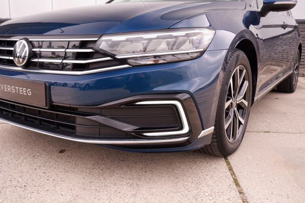 Volkswagen Passat Variant 1.4 TSI PHEV GTE Business | Pano | Elek. Trekhaak | Camera | Carplay | Navi | LED
