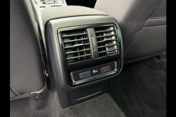 Volkswagen Passat Variant 1.4 TSI PHEV GTE Business | Pano | Elek. Trekhaak | Camera | Carplay | Navi | LED