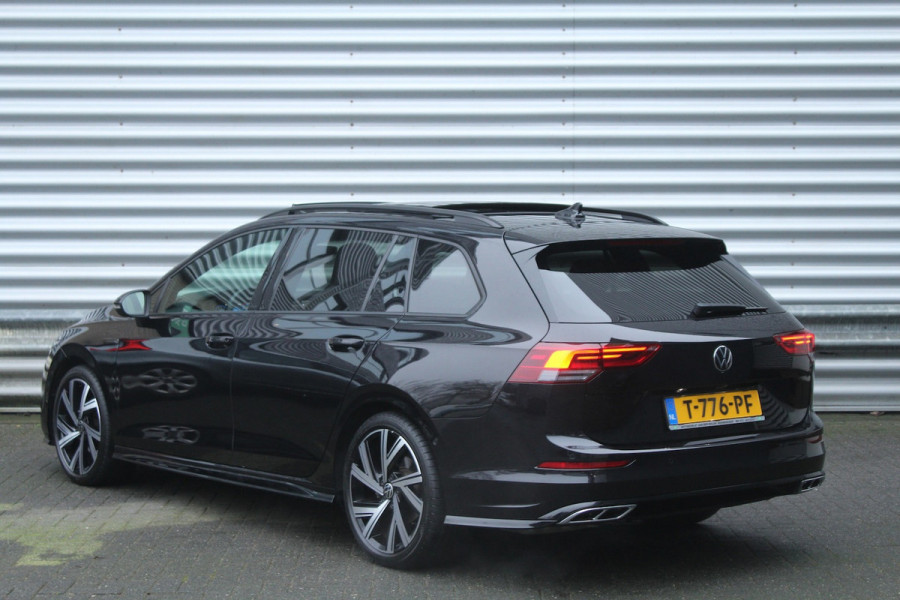 Volkswagen Golf Variant 1.5 eTSI 150pk R-Line DSG7 Panoramadak Trekhaak NL-Auto NAP