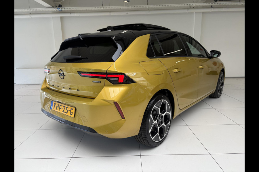 Opel Astra 1.6 Turbo Plug In Hybrid Ultimate Levering per september