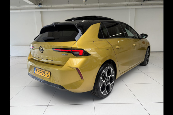 Opel Astra 1.6 Turbo Plug In Hybrid Ultimate Levering per september