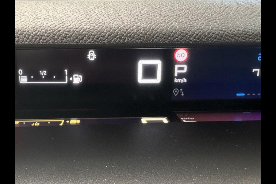Citroën C3 1.2 Hybrid 110pk Plus Wit dak