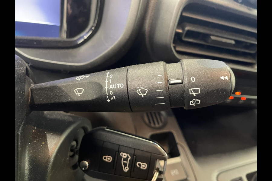 Opel Combo 1.5 BlueHDi 130 L2 Automaat Apple Carplay / Android Auto Navigatie Trekhaak Airco Camera Cruise Control Parkeersensoren V+A DAB