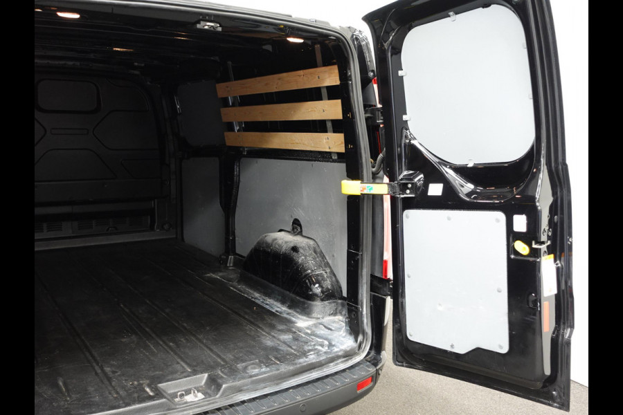 Ford Transit Custom 300 2.0 TDCI L2H1 Trend Automaat Airco Navigatie Cruise Parkeersensoren Camera Trekhaak
