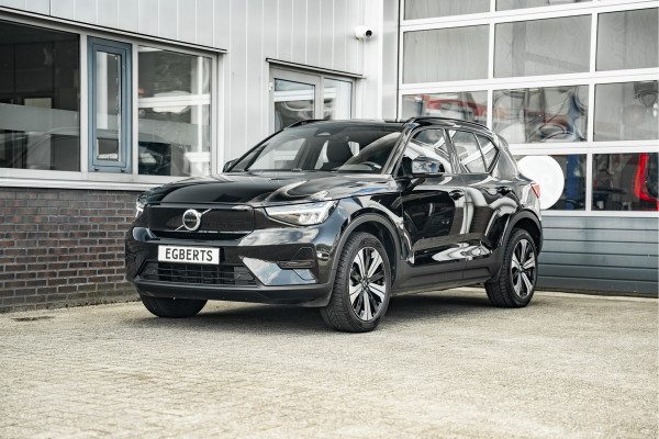 Volvo XC40 Recharge Core 70 kWh | Apple Carplay/Android Auto | Camera | 1500 trekgewicht