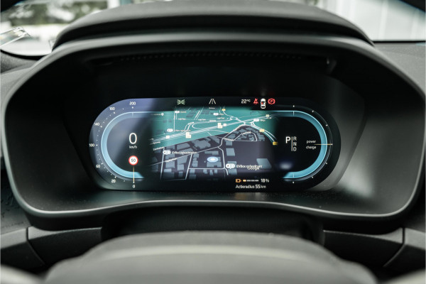 Volvo XC40 Recharge Core 70 kWh | Apple Carplay/Android Auto | Camera | 1500 trekgewicht