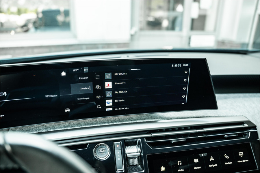 Peugeot E-3008 Allure 73kWh | Adaptive cruise | AppleCarPlay | Warmtepomp