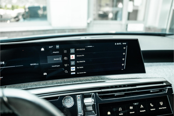 Peugeot E-3008 Allure 73kWh | Adaptive cruise | AppleCarPlay | Warmtepomp