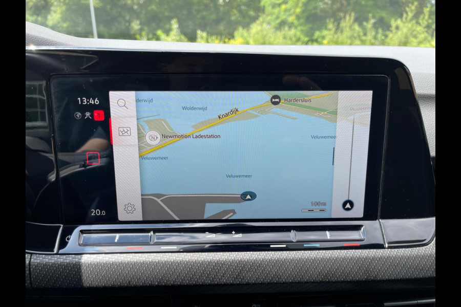 Volkswagen Golf 1.5 TSI R-Line Virtual Ambientlicht Camra IQ Light Matrix LED