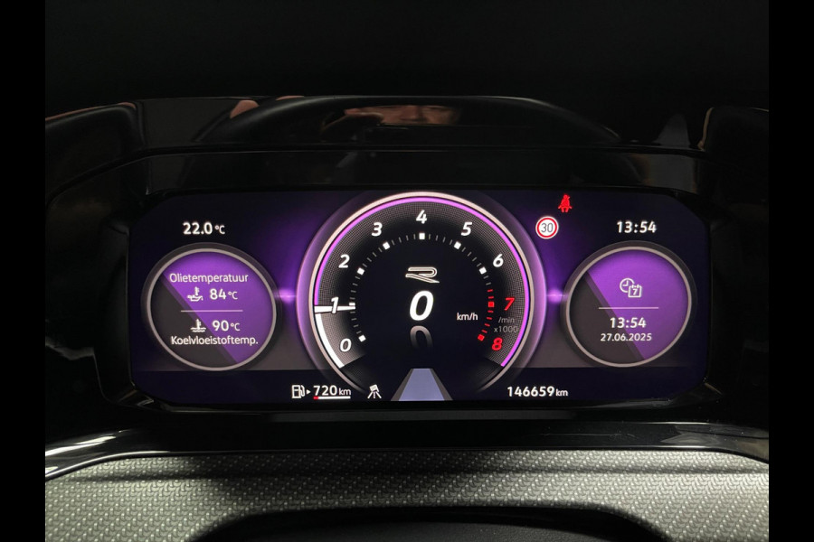Volkswagen Golf 1.5 TSI R-Line Virtual Ambientlicht Camra IQ Light Matrix LED