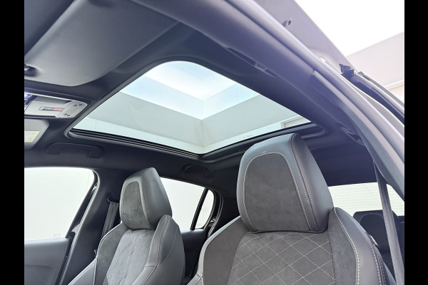 Peugeot e-208 EV GT 350 50kWh Soh 94% Panoramadak Adap.Cruise Stoelverwarming 3D-Navi 360°Camera Ecc Android Auto Apple Carplay Pdc Lmv Privacy Glas Led DAB Bluetooth Regen-Lichtsensor DAB+ Dealeronderhouden