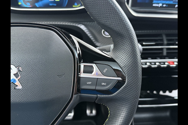 Peugeot e-208 EV GT 350 50kWh Soh 94% Panoramadak Adap.Cruise Stoelverwarming 3D-Navi 360°Camera Ecc Android Auto Apple Carplay Pdc Lmv Privacy Glas Led DAB Bluetooth Regen-Lichtsensor DAB+ Dealeronderhouden