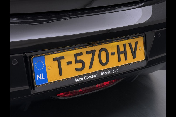 Peugeot e-208 EV GT 350 50kWh Soh 94% Panoramadak Adap.Cruise Stoelverwarming 3D-Navi 360°Camera Ecc Android Auto Apple Carplay Pdc Lmv Privacy Glas Led DAB Bluetooth Regen-Lichtsensor DAB+ Dealeronderhouden