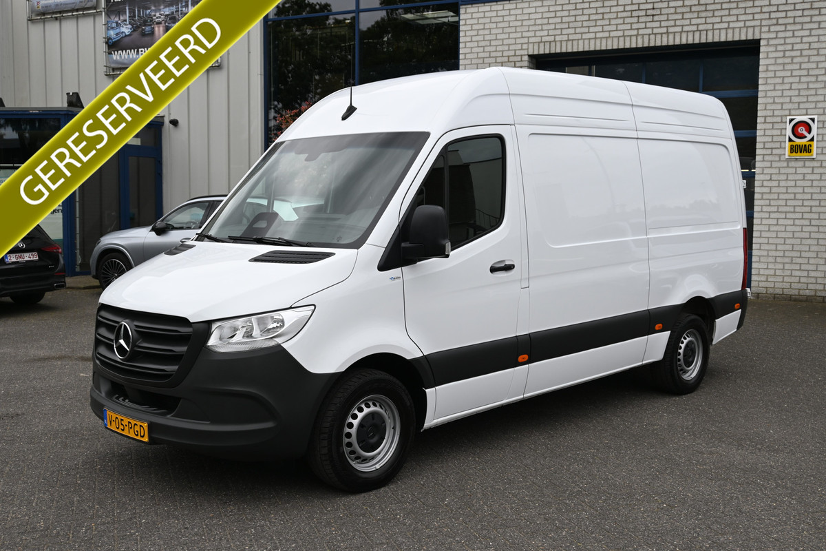 Mercedes-Benz Sprinter 317 CDI L2H2 Pro Navigatie met camera