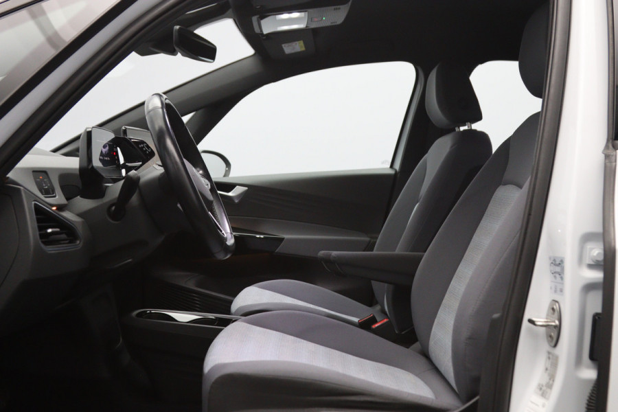 Volkswagen ID.3 Pro 146 PK 58 kWh, Stuur- & Stoelverwarming, Adap. Cruise Control, LED, Carplay, Navigatie
