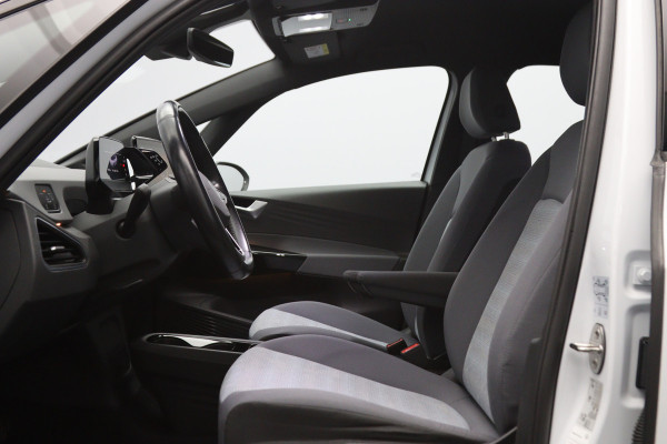 Volkswagen ID.3 Pro 146 PK 58 kWh, Stuur- & Stoelverwarming, Adap. Cruise Control, LED, Carplay, Navigatie