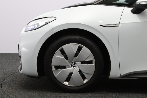 Volkswagen ID.3 Pro 146 PK 58 kWh, Stuur- & Stoelverwarming, Adap. Cruise Control, LED, Carplay, Navigatie