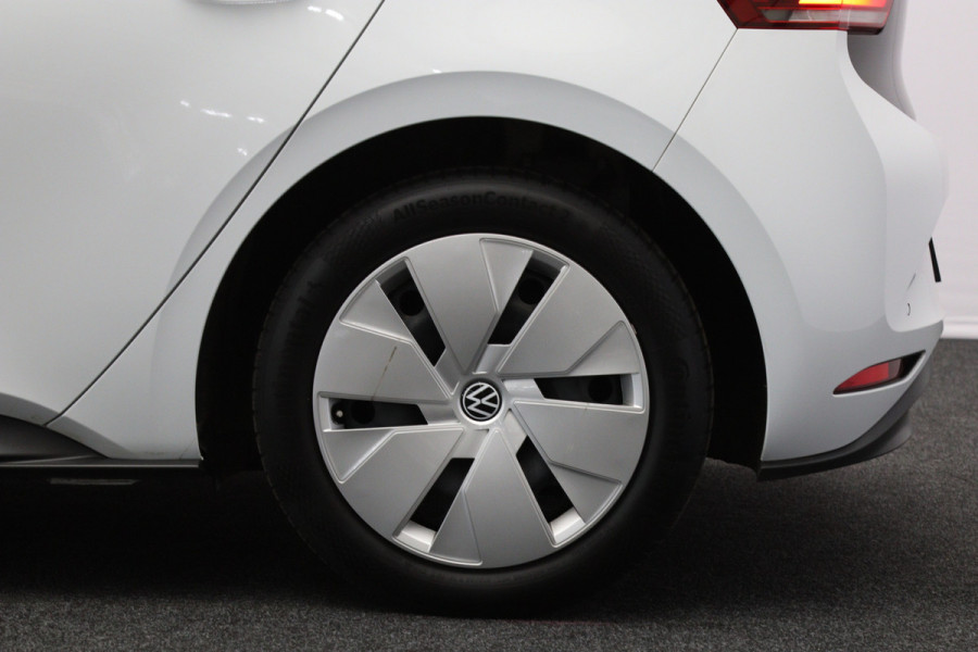 Volkswagen ID.3 Pro 146 PK 58 kWh, Stuur- & Stoelverwarming, Adap. Cruise Control, LED, Carplay, Navigatie