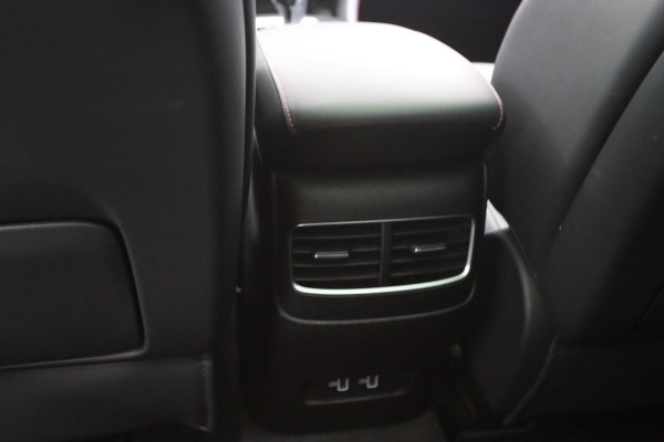 MG EHS 1.5 TGDI 259 PK Luxury PHEV, Trekhaak, Panoramadak, Adap. Cruise Control, Leder, Stoelverwarming