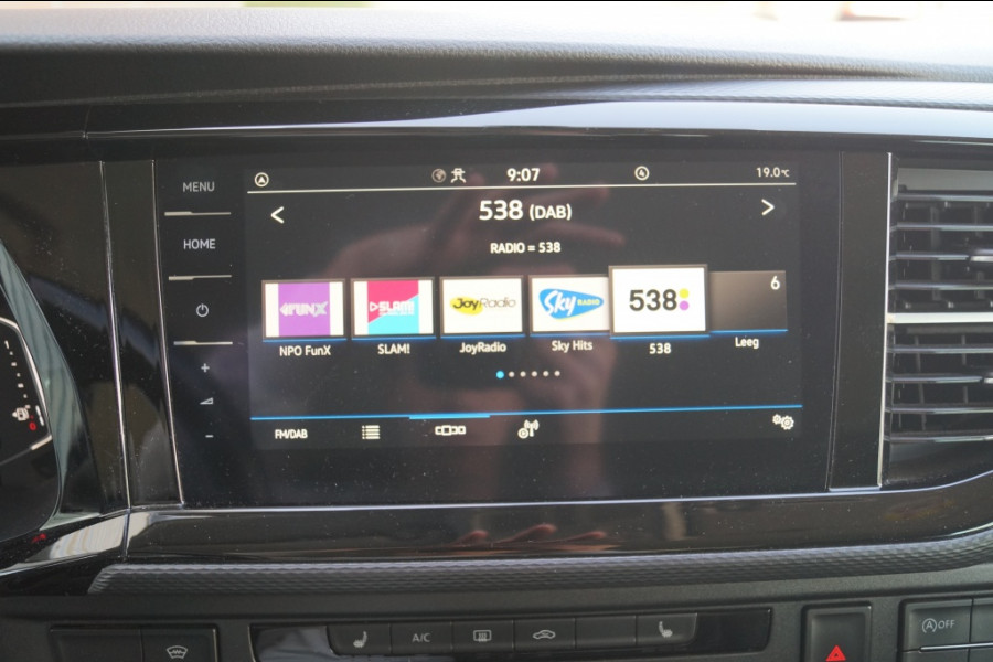 Volkswagen Transporter 2.0 TDI 199pk DSG Bulli 4Motion Dubbel cabine L2-H1