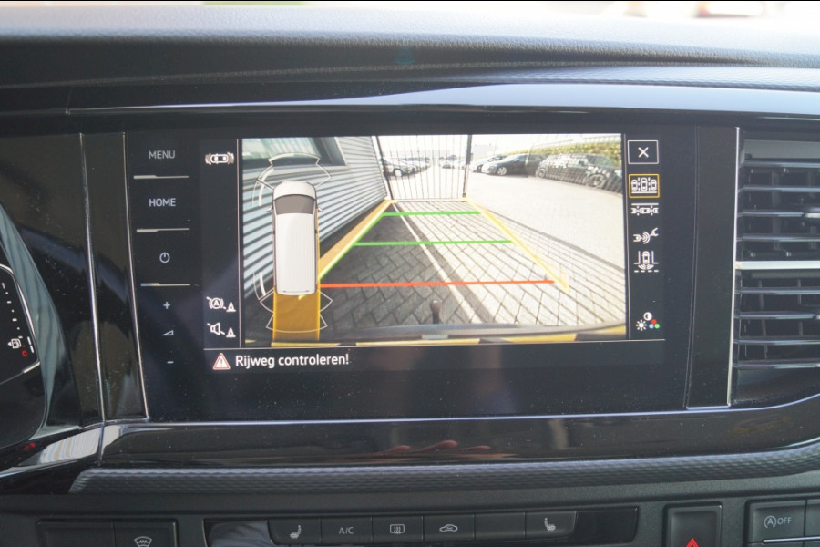 Volkswagen Transporter 2.0 TDI 199pk DSG Bulli 4Motion Dubbel cabine L2-H1