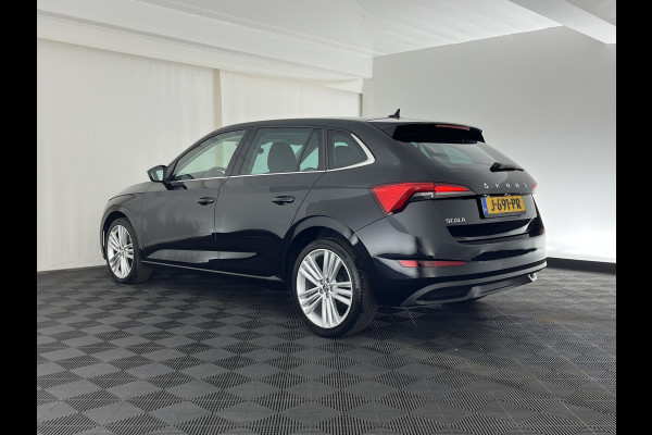 Škoda SCALA 1.0 TSI Business Edition (INCL-BTW) Aut. *FULL-LED | DIGI-COCKPIT | HEATED-COMFORTSEATS | CARPLAY | LANE-ASSIST | NAVI-FULLMAP | ECC | PRIVACY-GLASS | PDC | AMUNDSEN-AUDIO | CRUISE | 18''ALU*