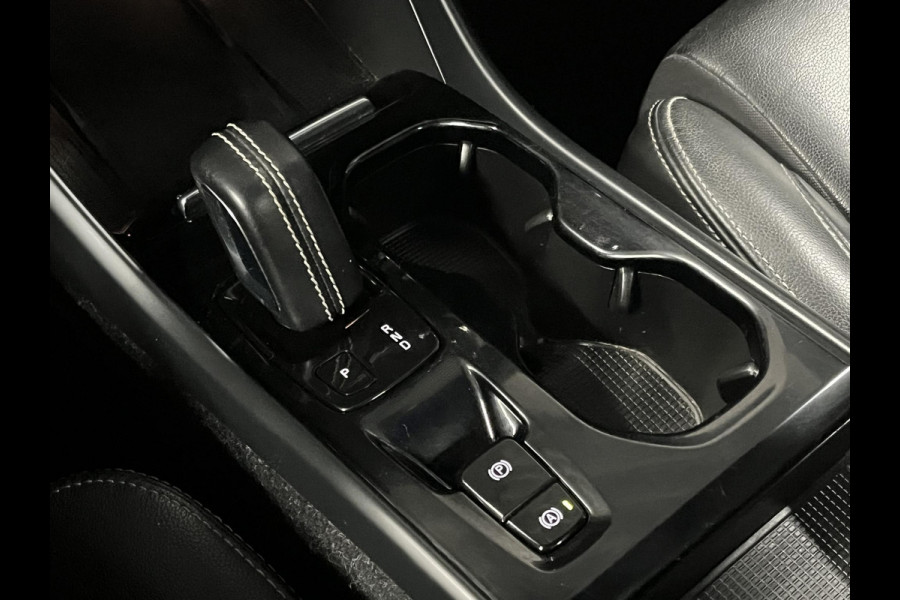 Volvo XC40 1.5 T5 Twin Engine R-Design Open dak | Adapt. Cruise | Stuur-/stoelverwarming | Leder | Memory | Harman/Kardon
