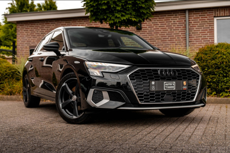 Audi A3 Sportback 30 TFSI Business Edition 110 PK Aut. LED Cruise Lane-Assist App-Connect 18''