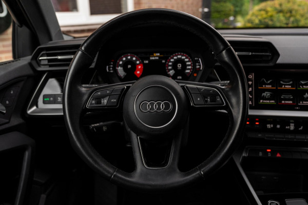 Audi A3 Sportback 30 TFSI Business Edition 110 PK Aut. LED Cruise Lane-Assist App-Connect 18''