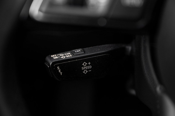 Audi A3 Sportback 30 TFSI Business Edition 110 PK Aut. LED Cruise Lane-Assist App-Connect 18''