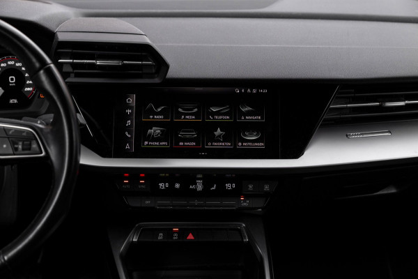 Audi A3 Sportback 30 TFSI Business Edition 110 PK Aut. LED Cruise Lane-Assist App-Connect 18''