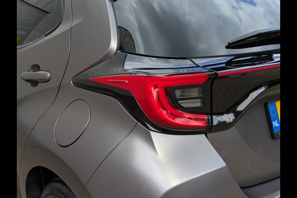 Toyota Yaris 1.5 Hybrid Executive|Head-Up|JBL|Sportstoelen|Blindspot|LED|Keyless-Entry/Go|Stoelverw.|Adaptive-Cruise|Mat-Grijs
