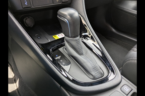 Toyota Yaris 1.5 Hybrid Executive|Head-Up|JBL|Sportstoelen|Blindspot|LED|Keyless-Entry/Go|Stoelverw.|Adaptive-Cruise|Mat-Grijs