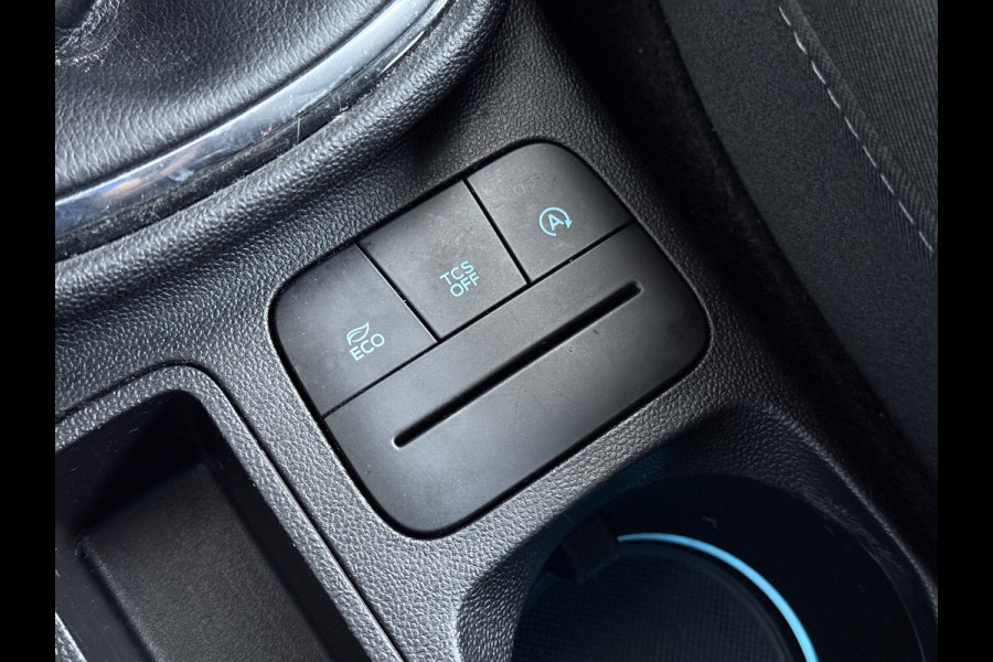 Ford Fiesta 1.0T 126PK Titanium Apple Carplay Android Navi LM Airco Stoelverwarming Apps Voorruitverwarming Wifi Mistlampen Chroompack TCS Led Lmv Lane Assist Isofix TCS EAB Hill-Start-Assist Ford-Pass-Connect LED
