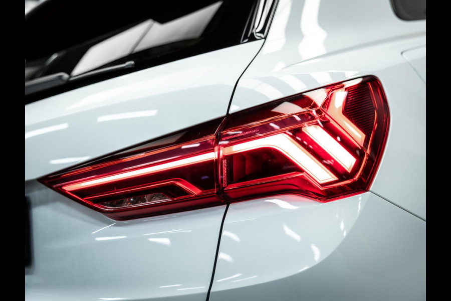 Audi RSQ3 TFSI | Carbon | Elek. stoelen | Camera | stoel verwarming |