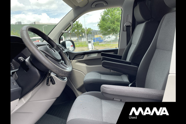 Volkswagen Transporter 2.0 TDI L2H1 102PK Carplay Trekhaak Imperiaal Cruise control