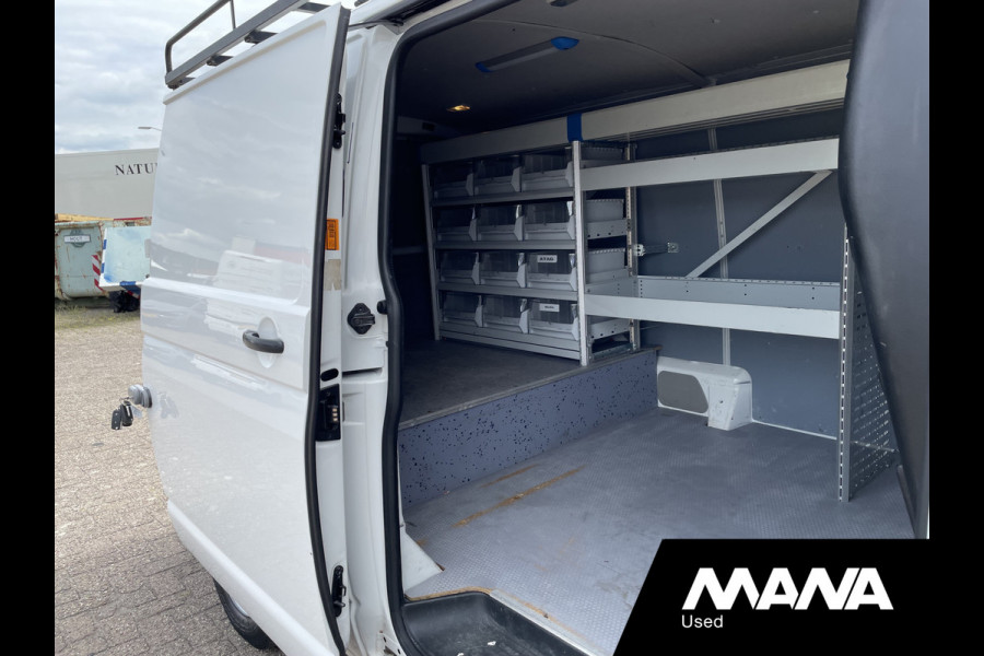 Volkswagen Transporter 2.0 TDI L2H1 102PK Carplay Trekhaak Imperiaal Cruise control