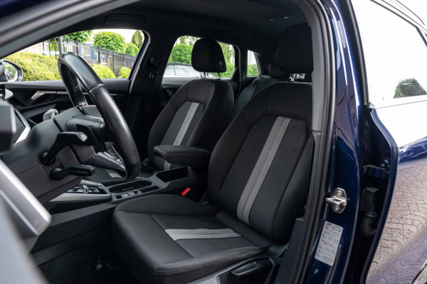 Audi A3 Sportback 40 TFSI e Business Edition 204 PK Ambiance Adaptive Keyless Elek.Klep Stoelverwarming 17''