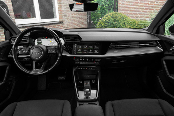 Audi A3 Sportback 40 TFSI e Business Edition 204 PK Ambiance Adaptive Keyless Elek.Klep Stoelverwarming 17''