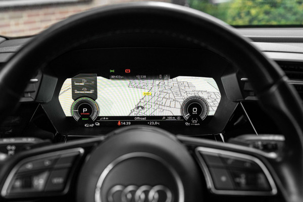 Audi A3 Sportback 40 TFSI e Business Edition 204 PK Ambiance Adaptive Keyless Elek.Klep Stoelverwarming 17''