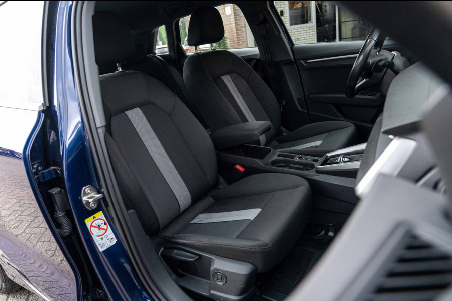 Audi A3 Sportback 40 TFSI e Business Edition 204 PK Ambiance Adaptive Keyless Elek.Klep Stoelverwarming 17''